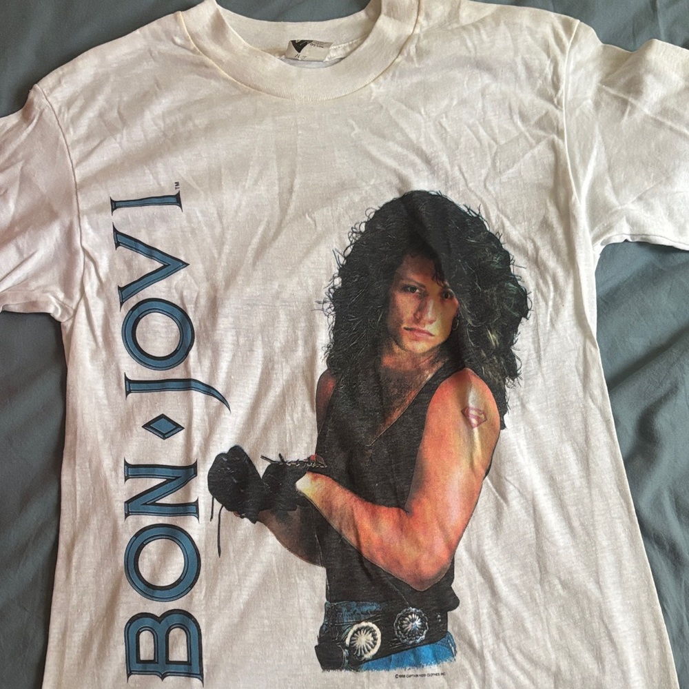 vintage Bon jovi tshirt